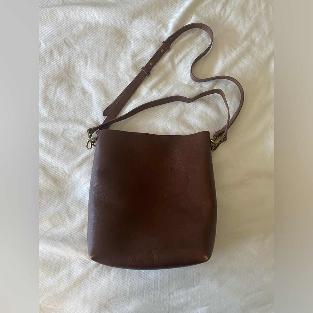Madewell Transport Bucket Bag